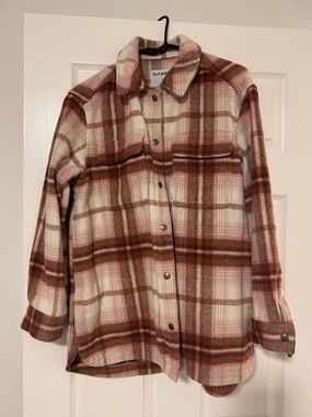 Old Navy Plaid Utility Shacket in Rust and Cream